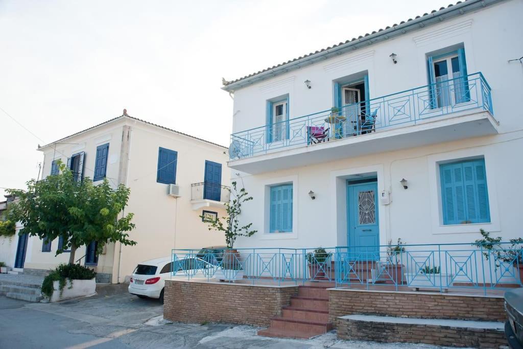 Areti'S Captain'S House With Private Terrace Γαλαξίδι Εξωτερικό φωτογραφία