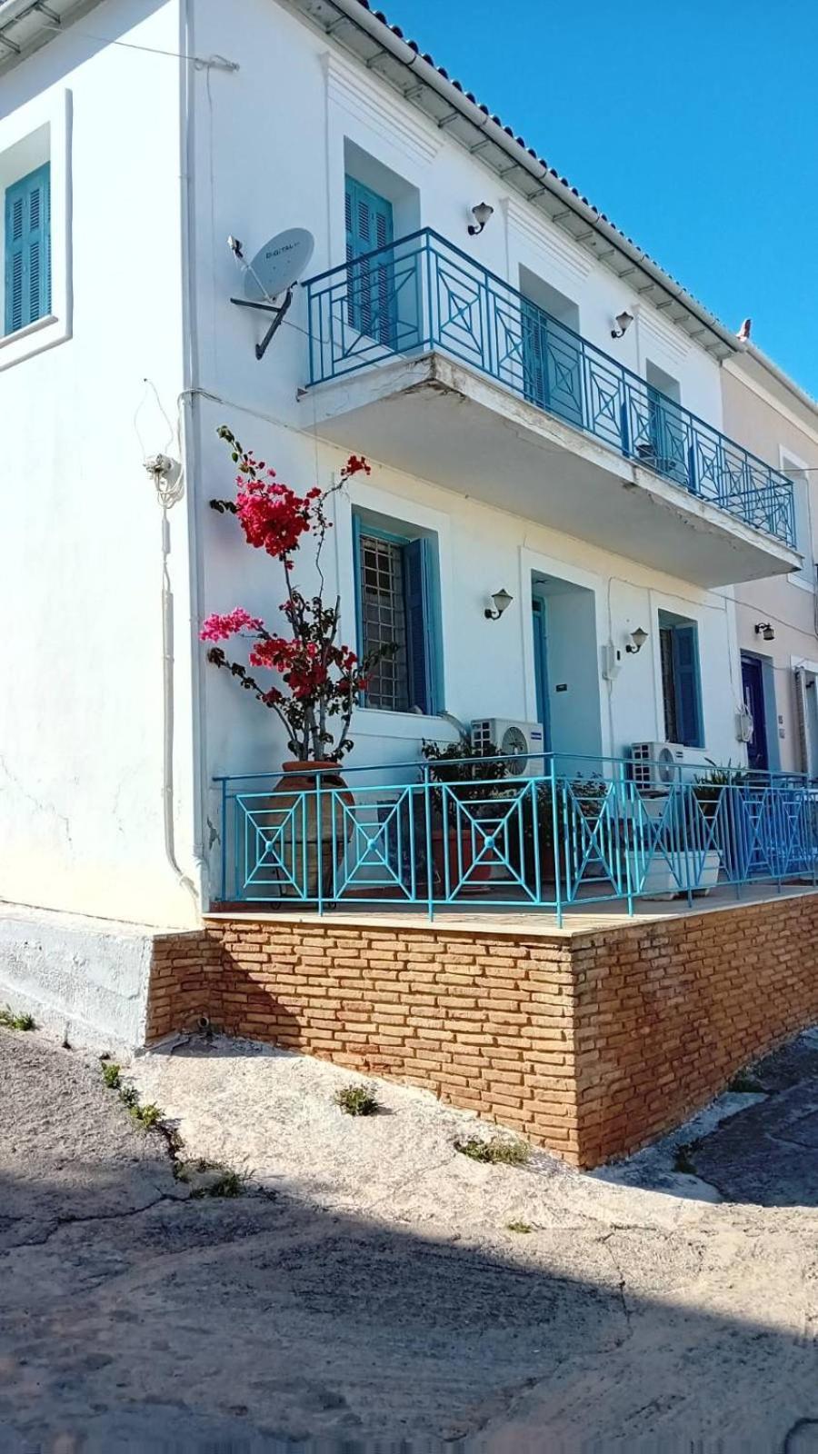 Areti'S Captain'S House With Private Terrace Γαλαξίδι Εξωτερικό φωτογραφία